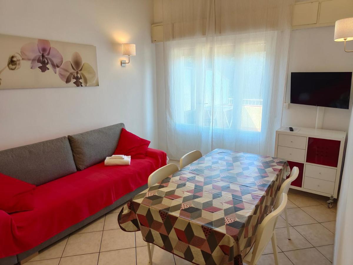Residence Hotel Vittoria Tirrenia Εξωτερικό φωτογραφία
