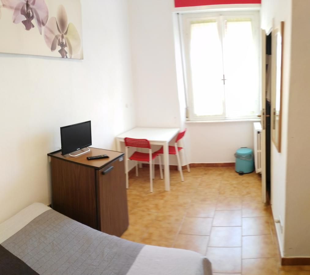 Residence Hotel Vittoria Tirrenia Εξωτερικό φωτογραφία