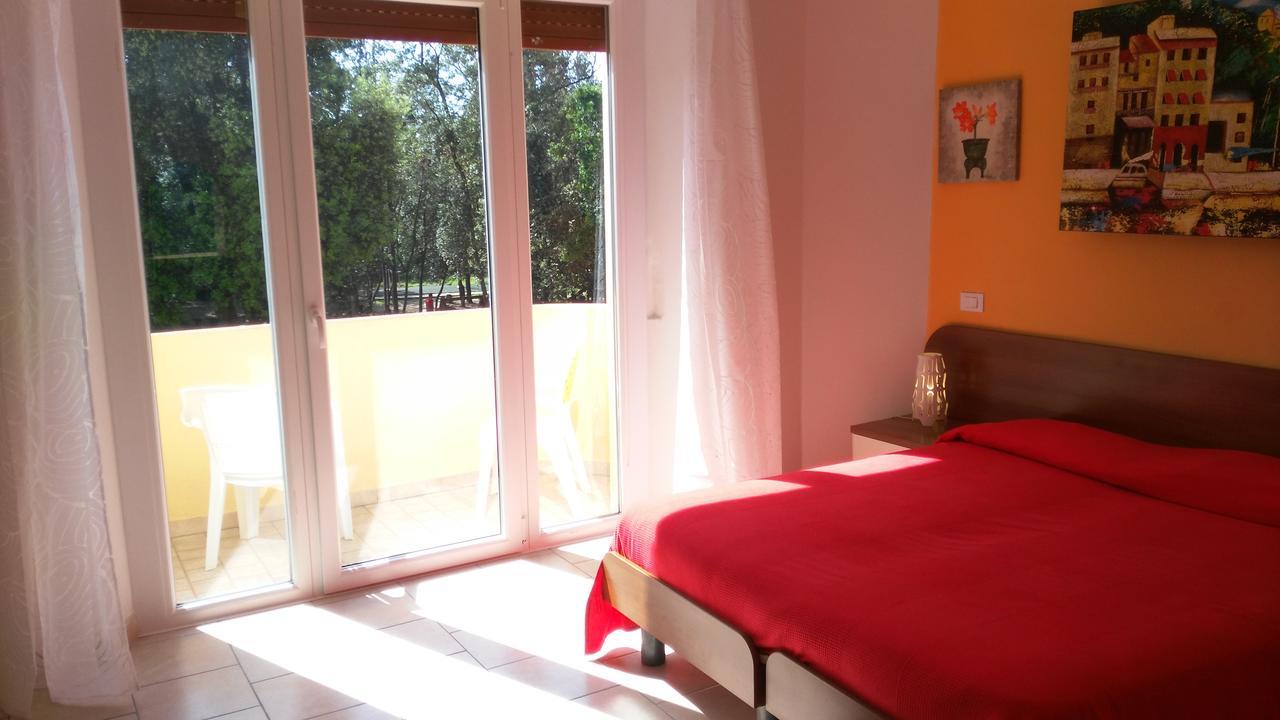 Residence Hotel Vittoria Tirrenia Εξωτερικό φωτογραφία