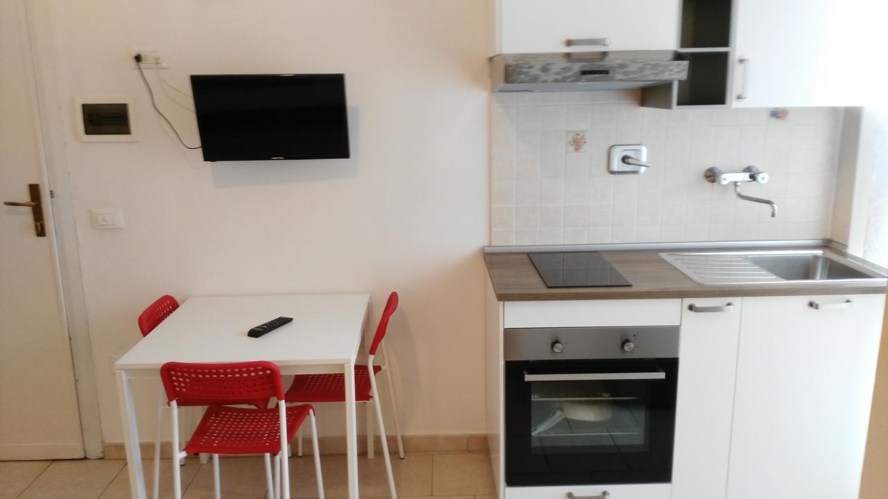 Residence Hotel Vittoria Tirrenia Εξωτερικό φωτογραφία