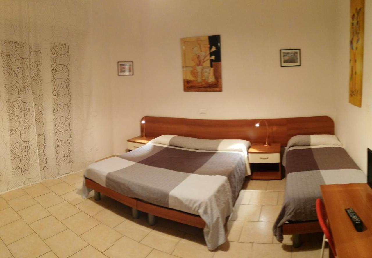 Residence Hotel Vittoria Tirrenia Εξωτερικό φωτογραφία