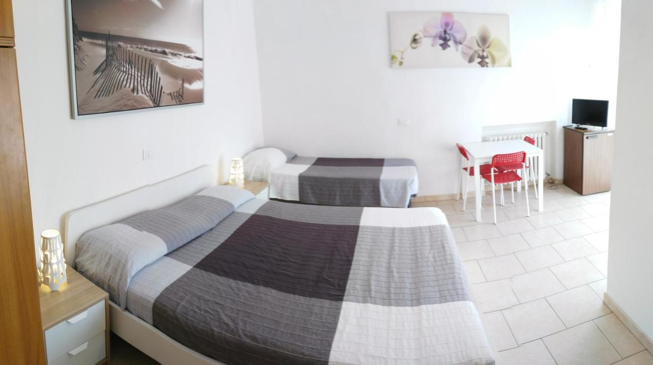 Residence Hotel Vittoria Tirrenia Εξωτερικό φωτογραφία
